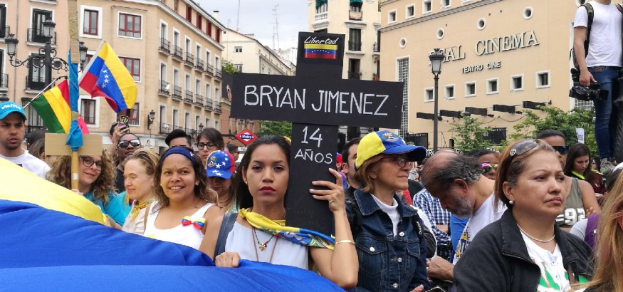 Venezolanos se manifiestan en Madrid el 20 de mayo